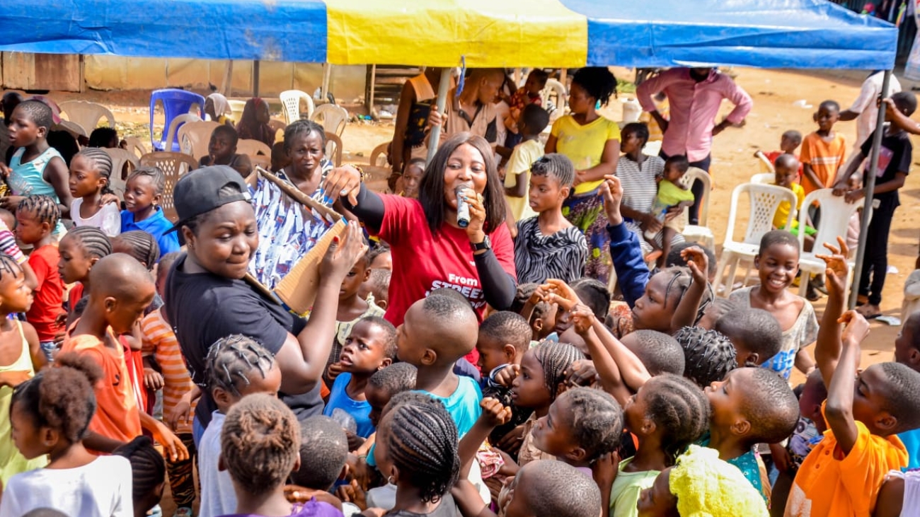 FOWGI Children_s day party (5)